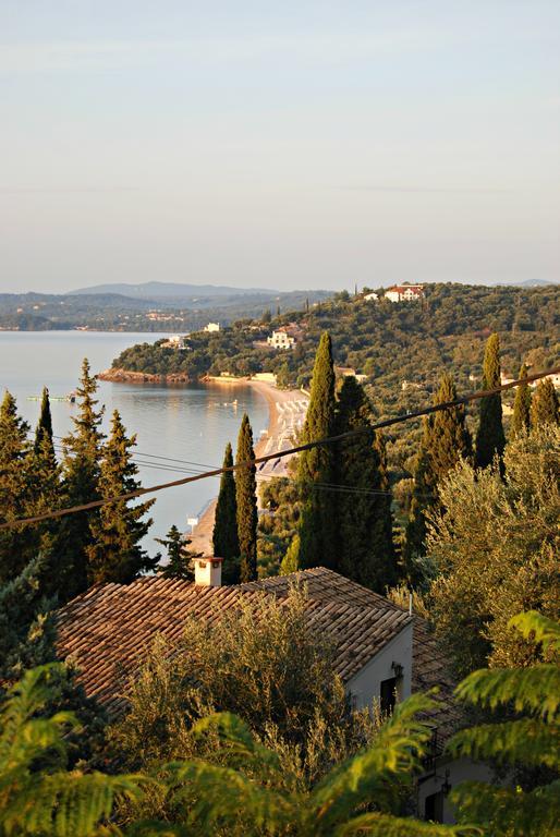 Aparthotel Captain'S Apts Barbati Pokój zdjęcie